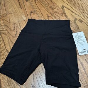 Lululemon Align Shorts 8” size 6 - NWT